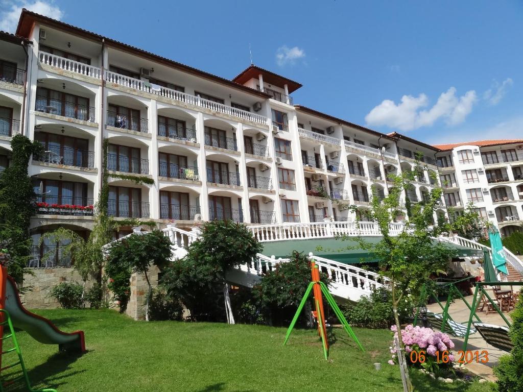 Triumph Holiday Village Sveti Vlas Exterior foto